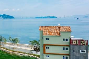 Pension Geoje Beach House