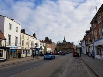 Towcester Apartment