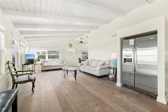 Coastal Charm, 2 Bedrooms, Ocean Front, Sleeps 6