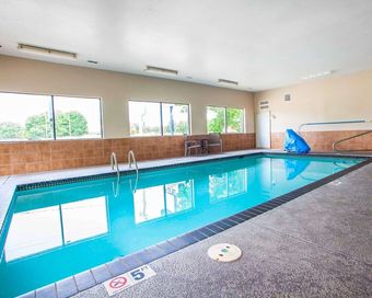 Hotel Quality Inn & Suites