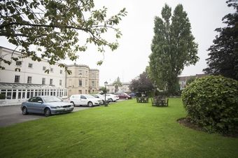 Arnos Manor Hotel