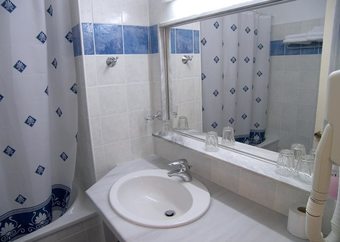 Alexandros Hotel -  All Inclusive