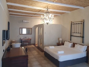 Karoo 1 Hotel Village