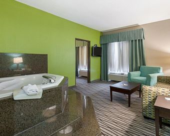 Hotel Quality Suites