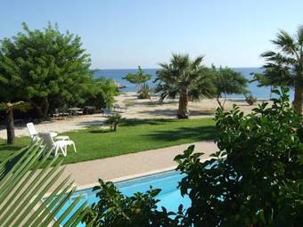 Petros Seashore Villa