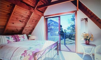 Four Seasons Waterfront Villas