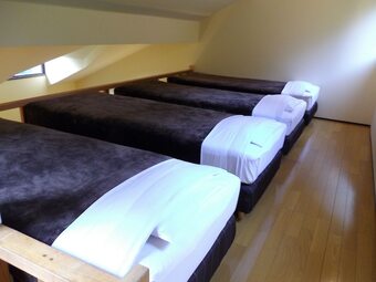 Pension Caf� + Inn That Sounds Good!