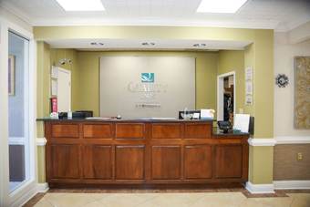 Hotel Quality Inn Fayetteville Near Historic Downtown Square