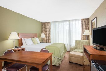 Hotel Ramada By Wyndham Ellsworth