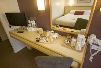Hotel Days Inn By Wyndham Sedgemoor M5