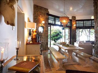Villa Madzi Kuwala