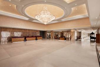 Hotel Ramada By Wyndham Lucknow