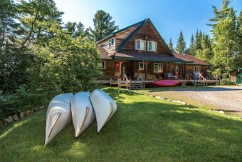 Hotel Smoothwater Outfitters & Lodge