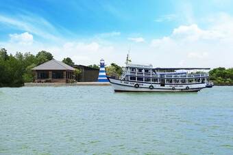 Hotel Rintara Riverside Resort