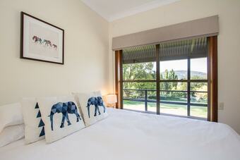 Hotel Stay In Mudgee