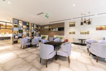 Hotel Ibis Styles Shanghai Hongqiao Airport