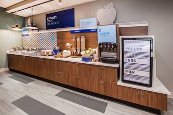 Hotel Holiday Inn Express & Suites Orlando - Lake Nona Area