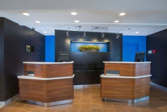 Hotel Courtyard By Marriott Raynham