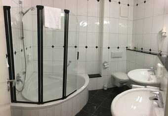 Hotel Hostellerie Bacher Gmbh