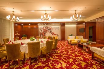 Loudi Huatian Hotel