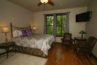 Hidden Meadows Bed And Breakfast