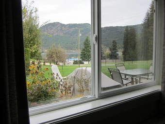 Suite As It Gets Vacation Rental/b&b