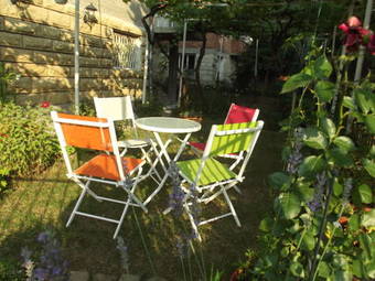 Hostal Plamena Guest Rooms