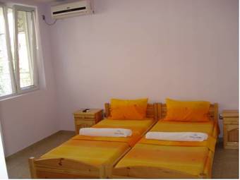 Hostal The Sunny Home Guesthouse