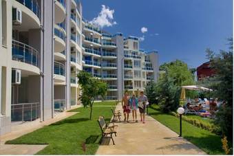 Pmg Apartments In Oasis Complex