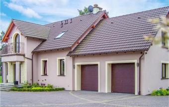 Two-bedroom Holiday Home In Semlin