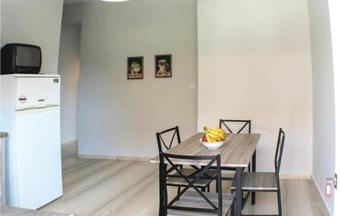 Two-bedroom Apartment In Corinth