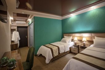 Hotel Georgia Gold