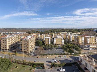 Apartamento Simplistic Holiday Home In Huelva With Balcony