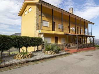 Beautiful Holiday Home In Cutiellos With Swimming Pool