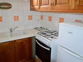 Enticing Holiday Home In Tamni�s With Swimming Pool