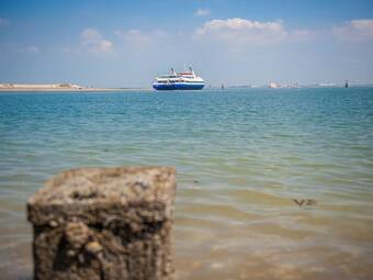 Luxurious Villa In Nieuwvliet With Sauna