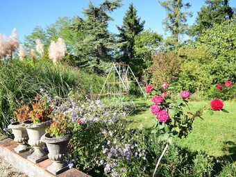 Deluxe Cottage In Gaujan With Swimming Pool