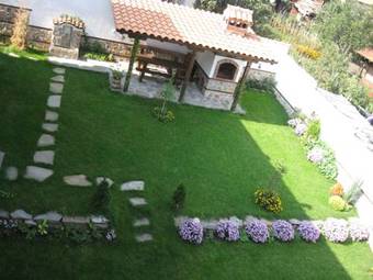 Hostal Guesthouse Trite Kambani