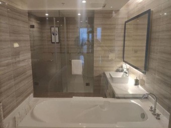 Love In Landscape Sea View Hotel