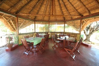 Posada Lesoma Valley Lodge