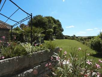 Lodge Holiday Home Les Matins Clairs II Lisogne