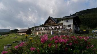Hotel Gjaid Alm