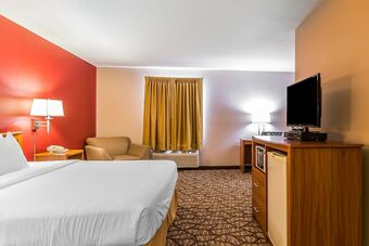 Hotel Quality Inn & Suites