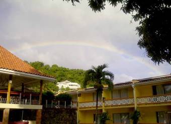 Sunset Shores Beach Hotel