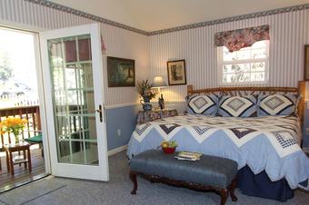 Mccaffrey House Bed And Breakfast Inn