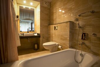 Himalayan Front Hotel By Kgh Group