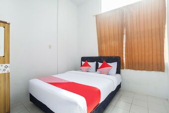 Hostal Oyo 2538 Hotel Anugerah