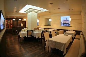 Dnepr Hotel