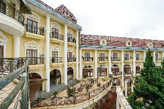 Tretes Raya Hotel