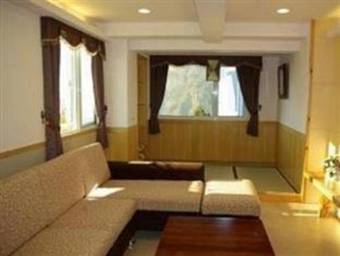 Hostal Gau Shan Ching Hotel